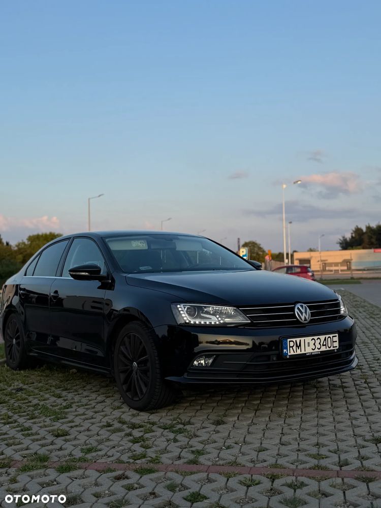 Volkswagen Jetta 1.4 TSI BMT Highline - 1