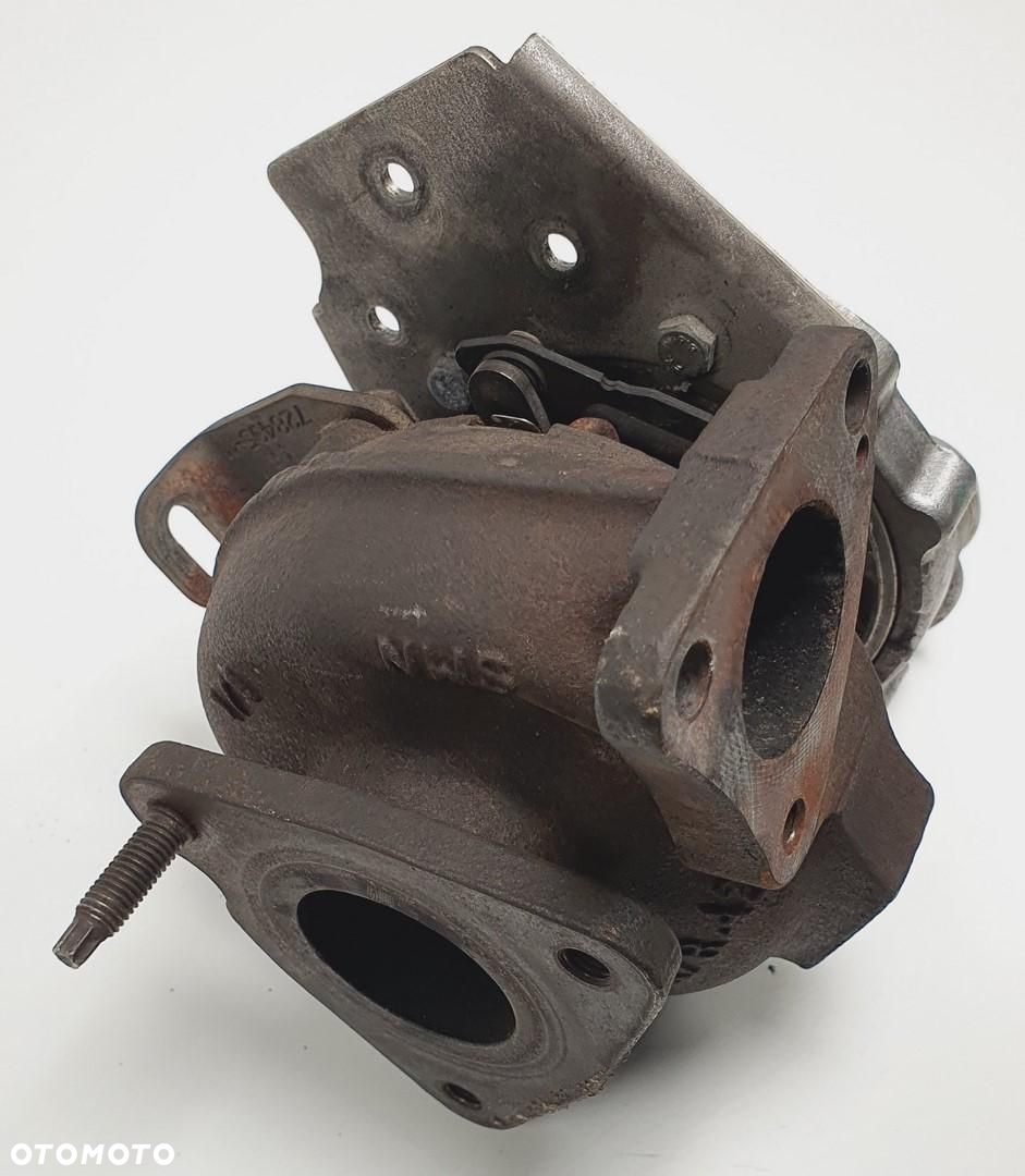 TURBOSPRĘŻARKA TURBINA JAGUAR S-TYPE 2.7 D - 5