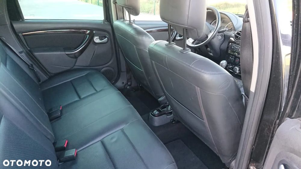 Dacia Duster 1.6 16V 4x4 Prestige - 11