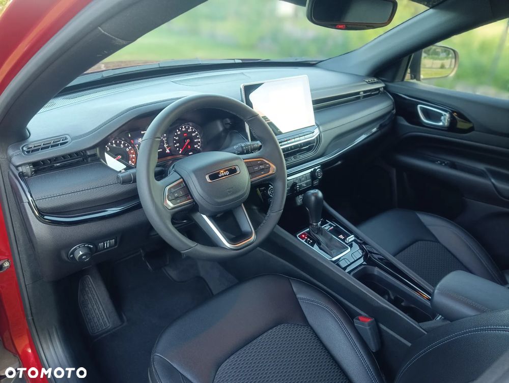 Jeep Compass - 18