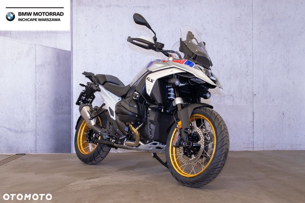 BMW R - 1