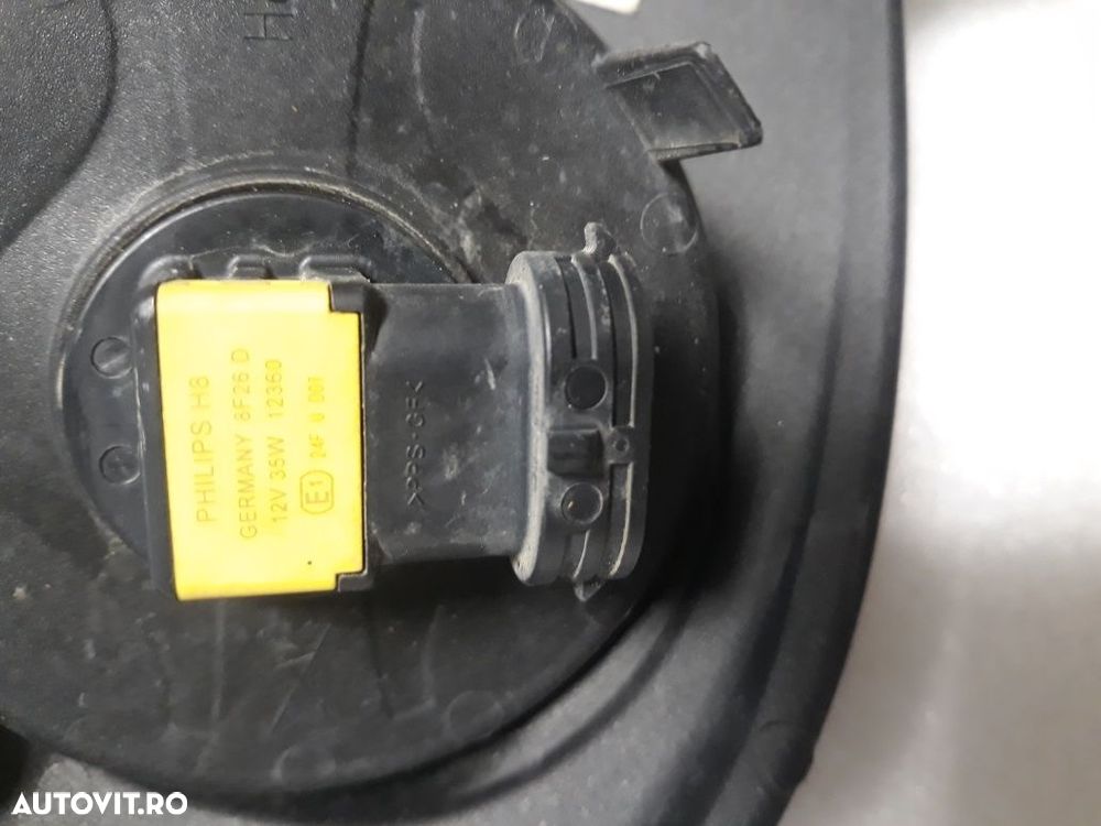 Proiector stânga BMW seria 3 - 4