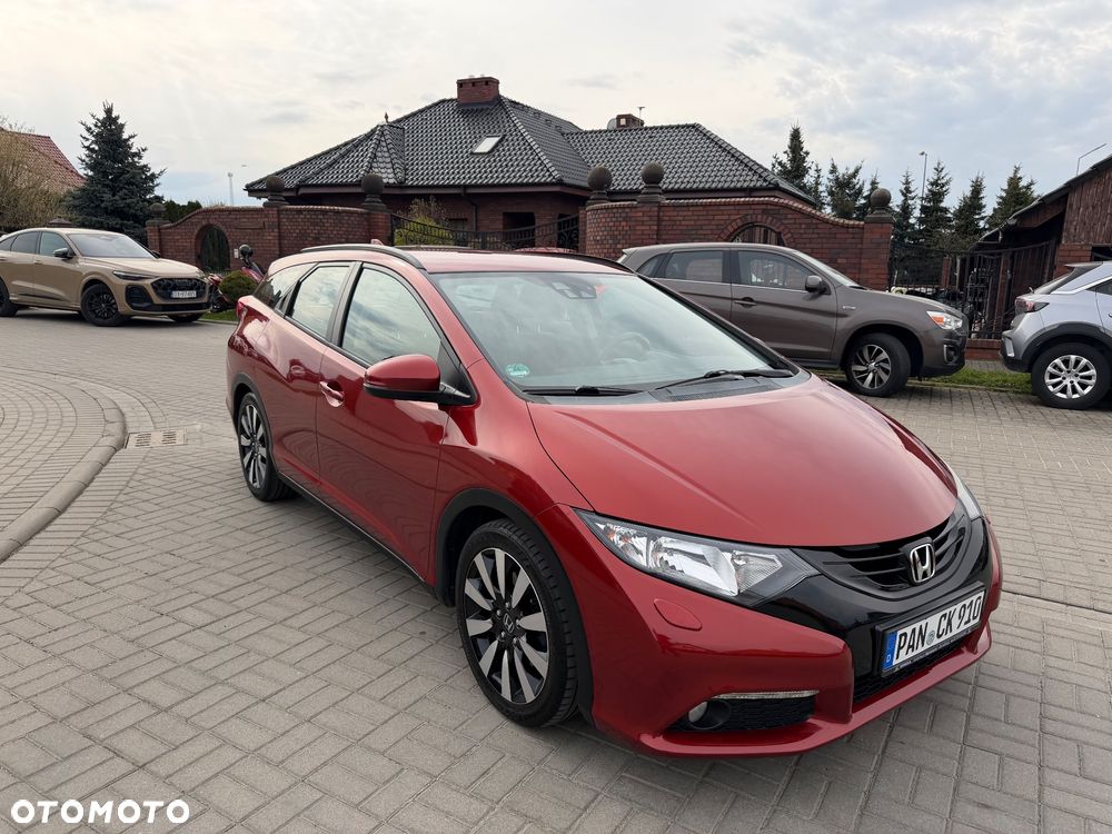 Honda Civic 1.6 i-DTEC Executive Black Edition - 5