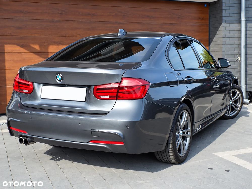 BMW Seria 3 330i xDrive Edition M Sport Shadow - 6