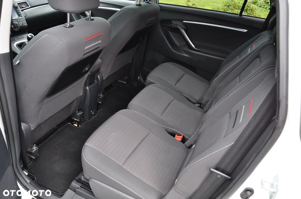 Toyota Verso 1.8 7-Sitzer Skyview Edition - 21