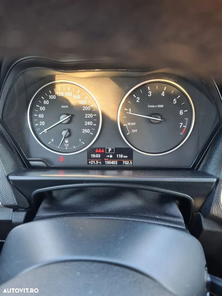 BMW Seria 1 116i Aut. - 24