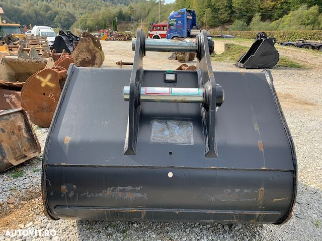 Cupe pentru excavatoare cu greutatea cuprinsa intre 15 si 25 tone - 5