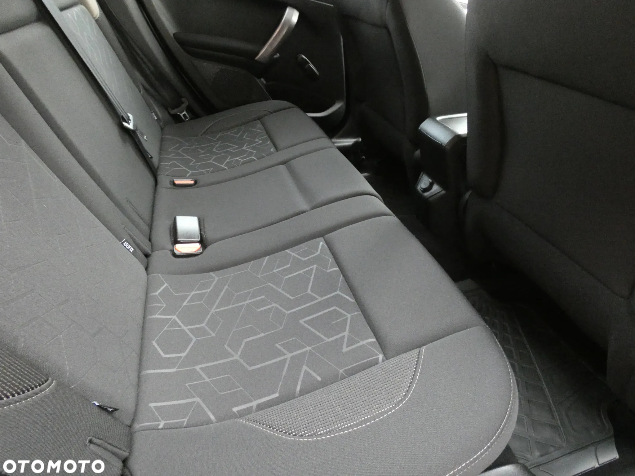 Peugeot 2008 - 14