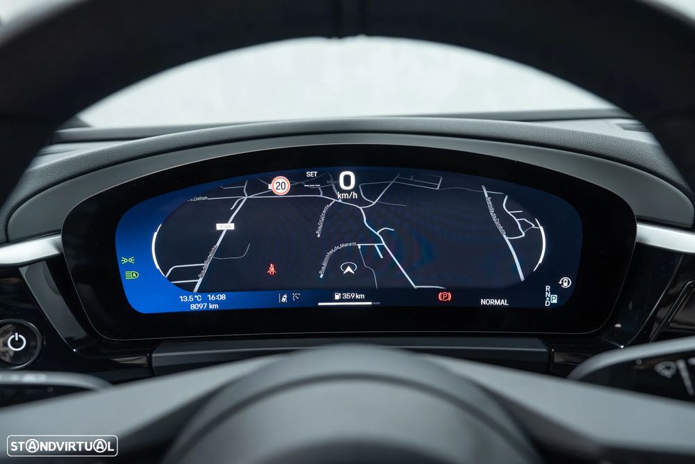 Porsche Macan Electric 4 - 31