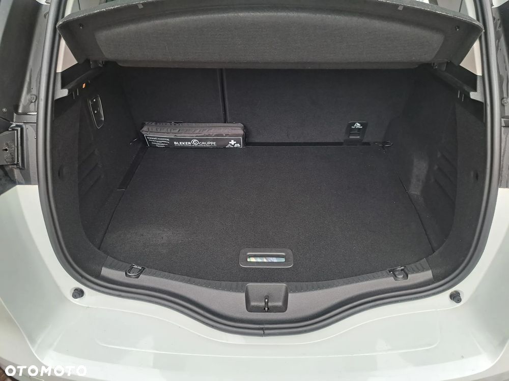 Renault Scenic TCe 140 GPF EDC BUSINESS EDITION - 16