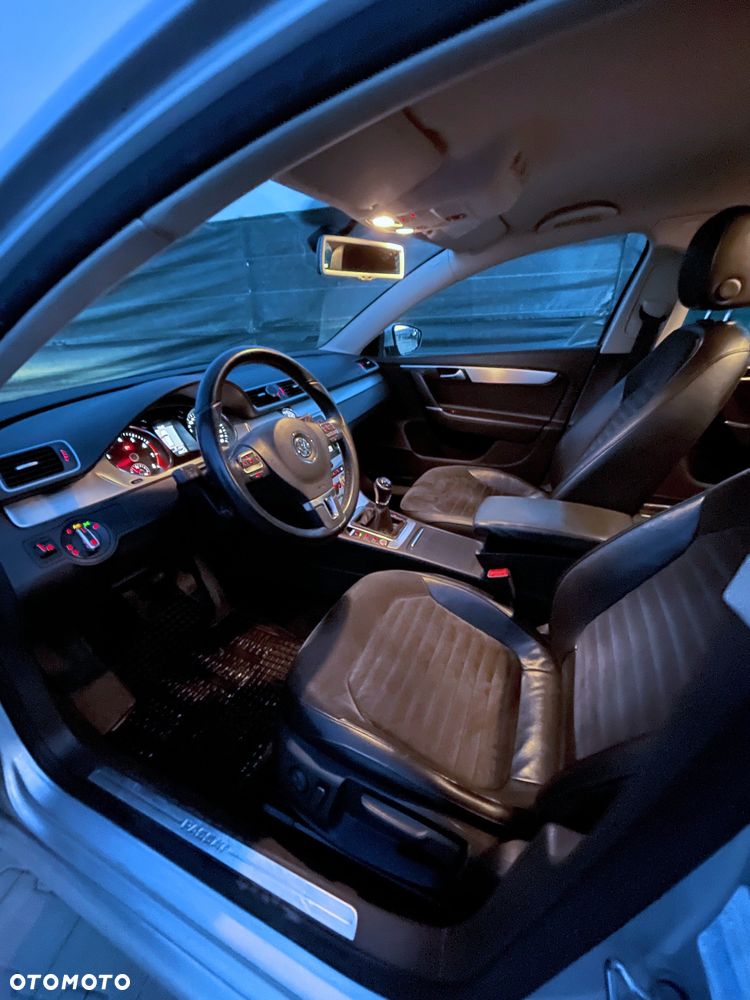 Volkswagen Passat 2.0 TSI Highline - 7