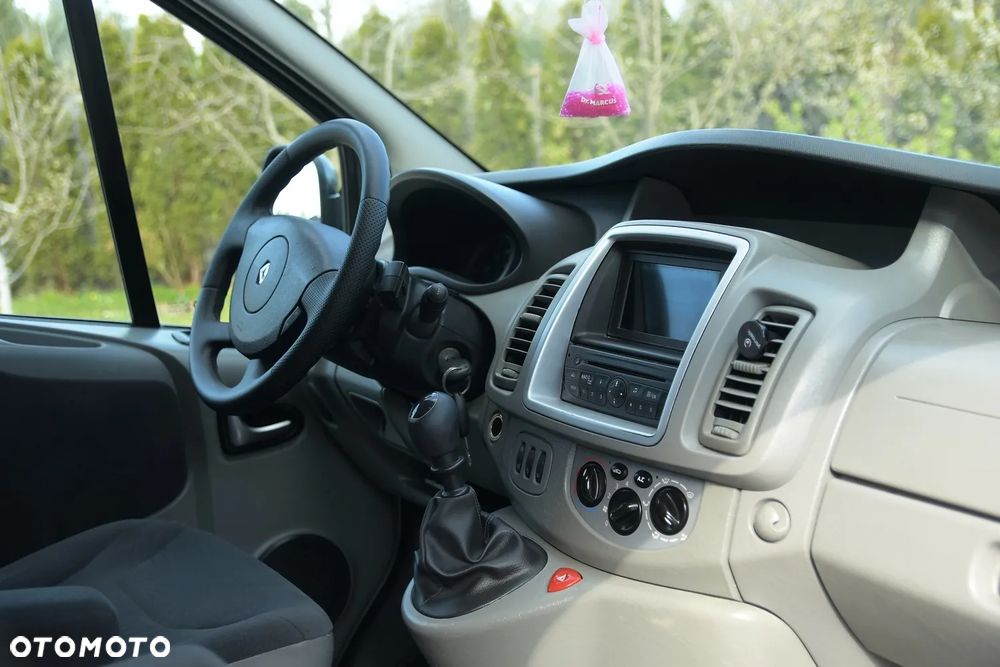Renault Trafic - 28