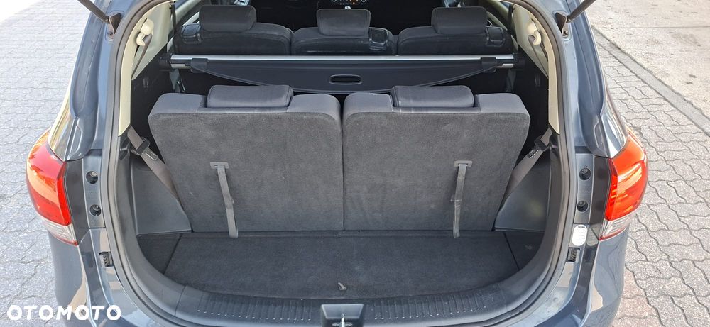 Kia Carens 1.6 GDI Edition 7 - 30