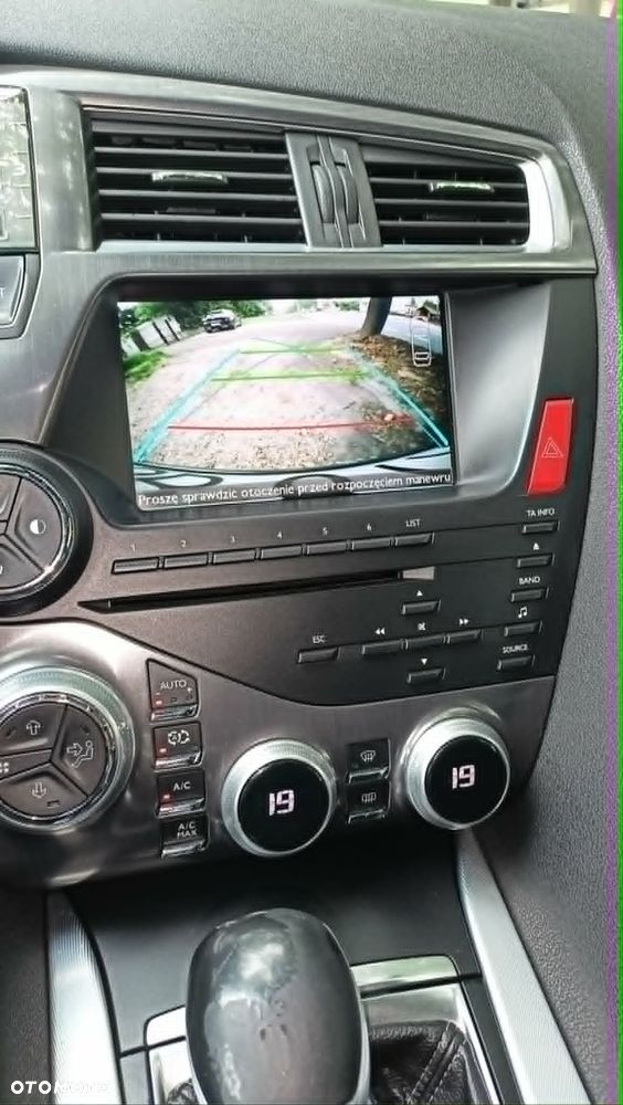 Citroën DS5 HDi 165 SoChic - 22