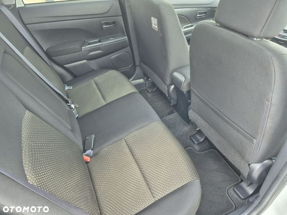Mitsubishi ASX - 13
