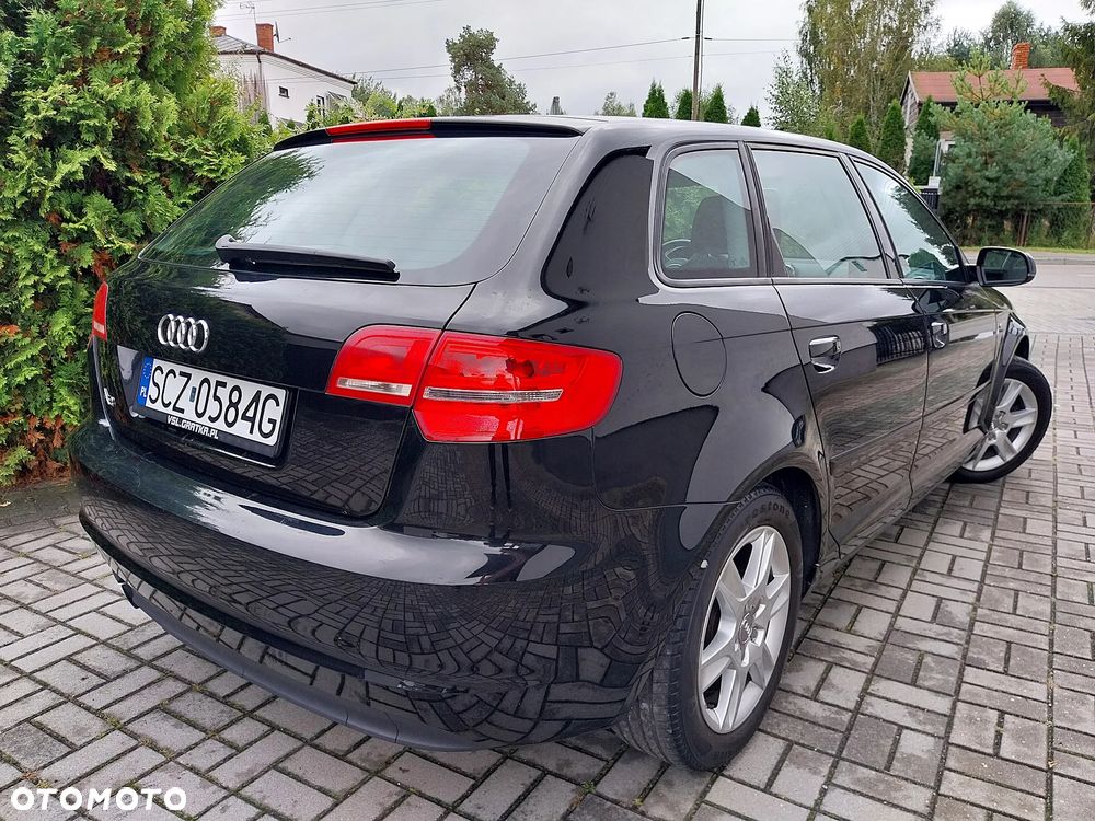 Audi A3 Sportback 1.6 Attraction - 25