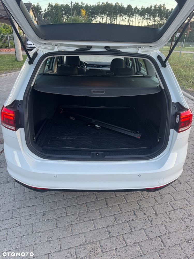 Volkswagen Passat 2.0 TDI SCR DSG Business - 6