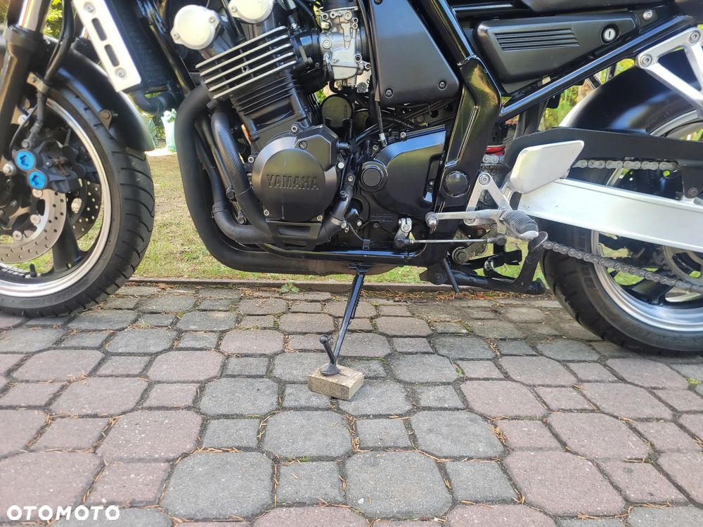 Yamaha FZS - 23