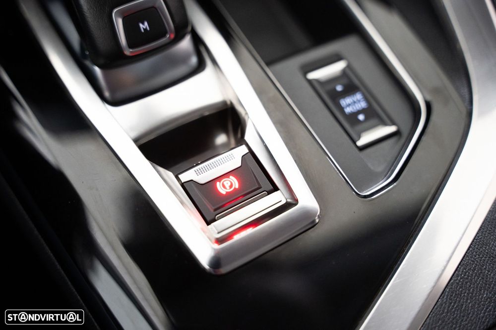 Peugeot 5008 1.2 PureTech Allure EAT8 - 27