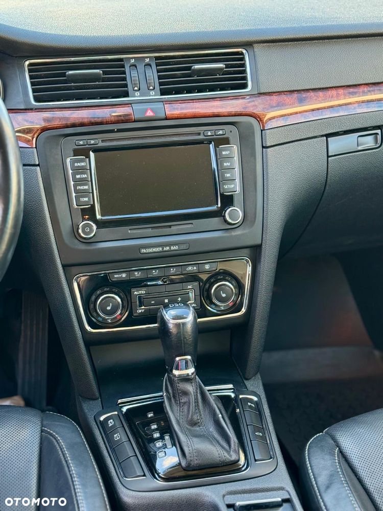 Skoda Superb 2.0 TDI DSG FAMILY - 13