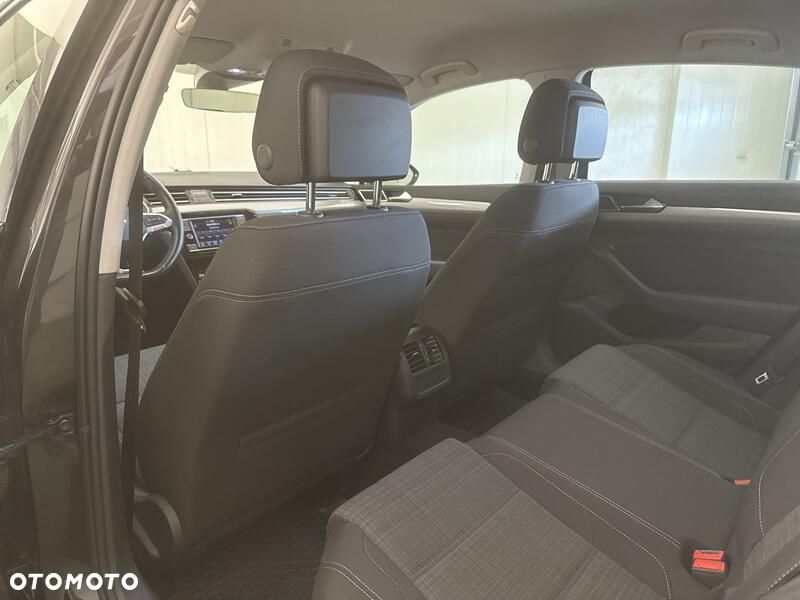 Volkswagen Passat 1.5 TSI EVO Business DSG - 17