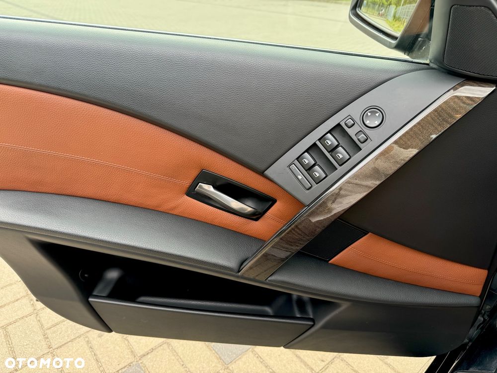 BMW Seria 5 - 15