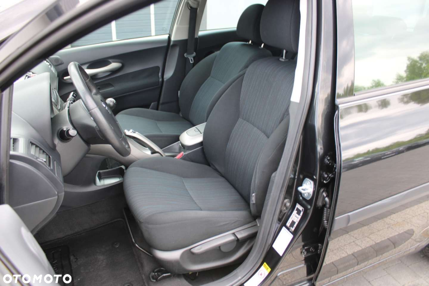 Toyota Auris - 21