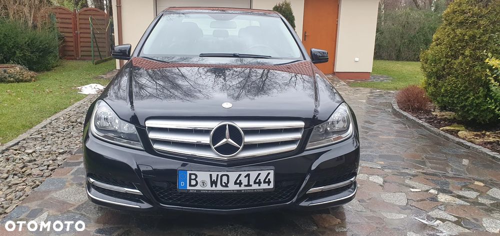 Mercedes-Benz Klasa C 180 CGI Automatik BlueEFFICIENCY Avantgarde - 5