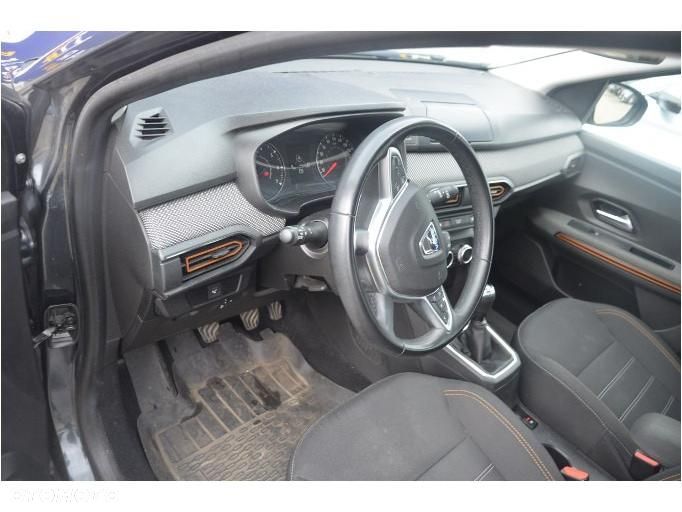 Dacia Sandero - 13