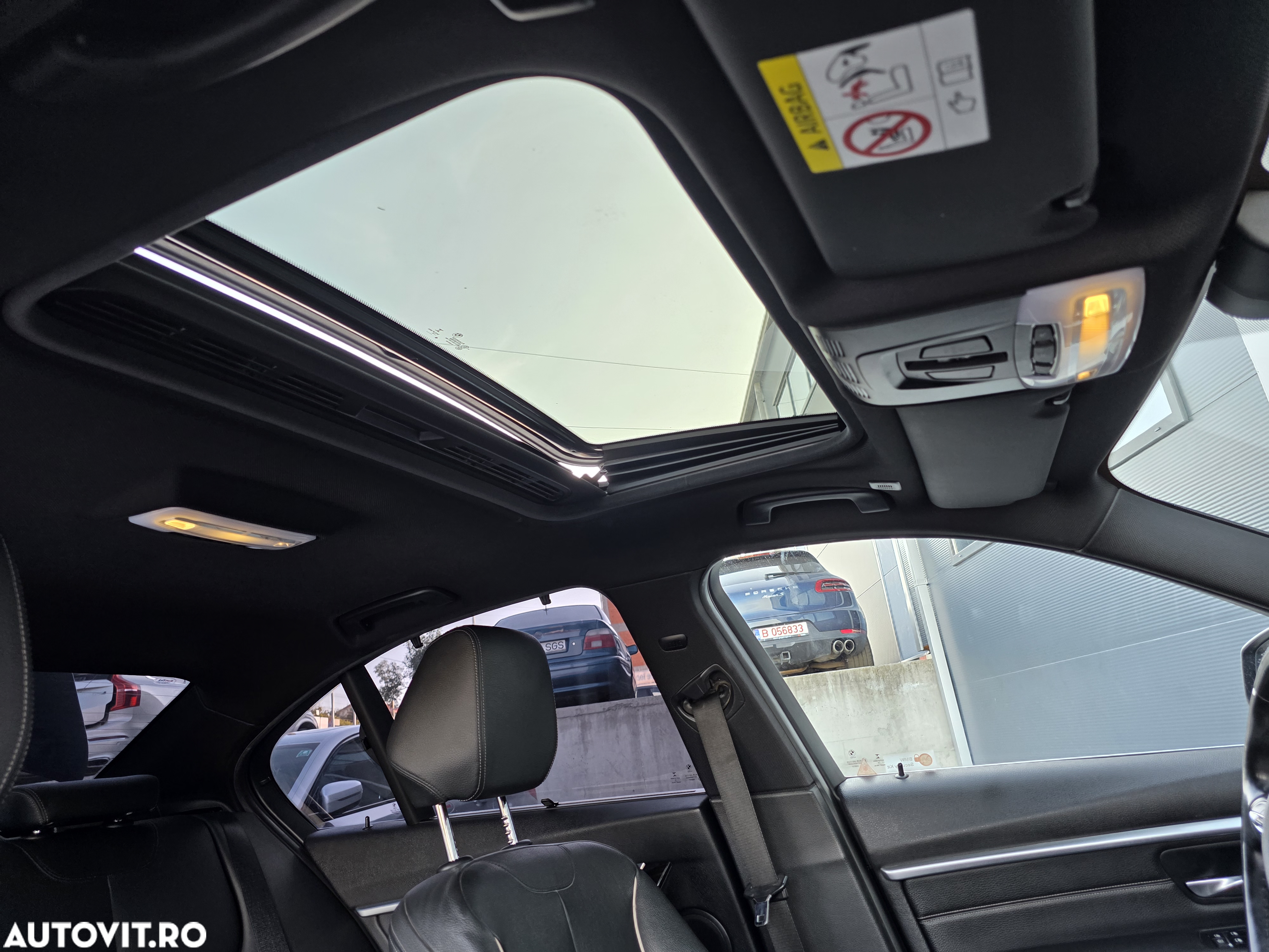 BMW Seria 3 320d Luxury Line - 17