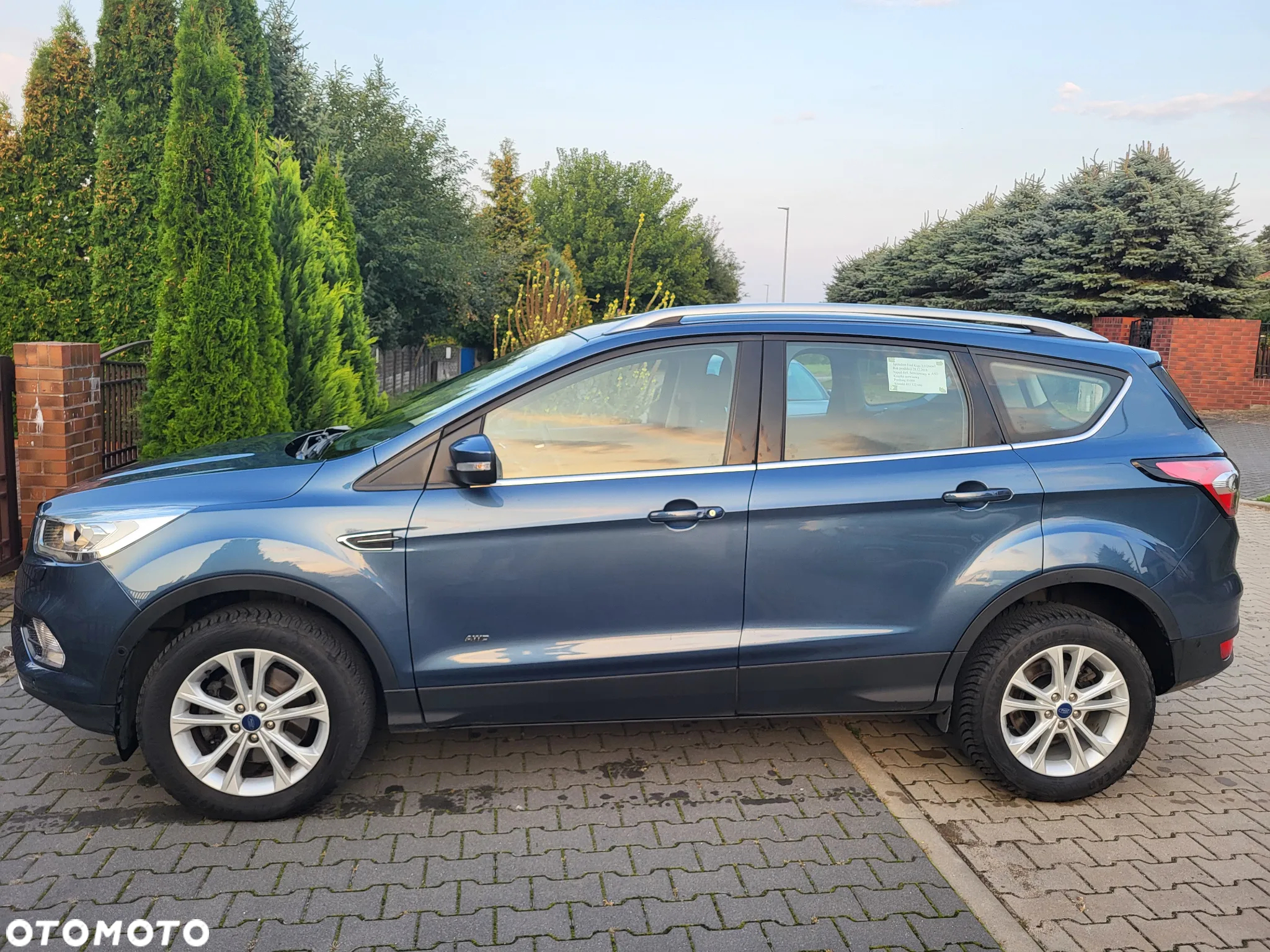 Ford Kuga 2.0 TDCi 4x4 Titanium - 24