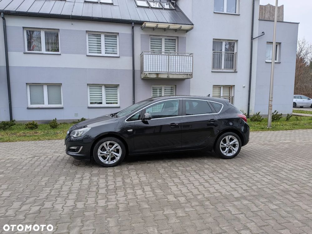 Opel Astra 1.4 Turbo Color Edition - 14