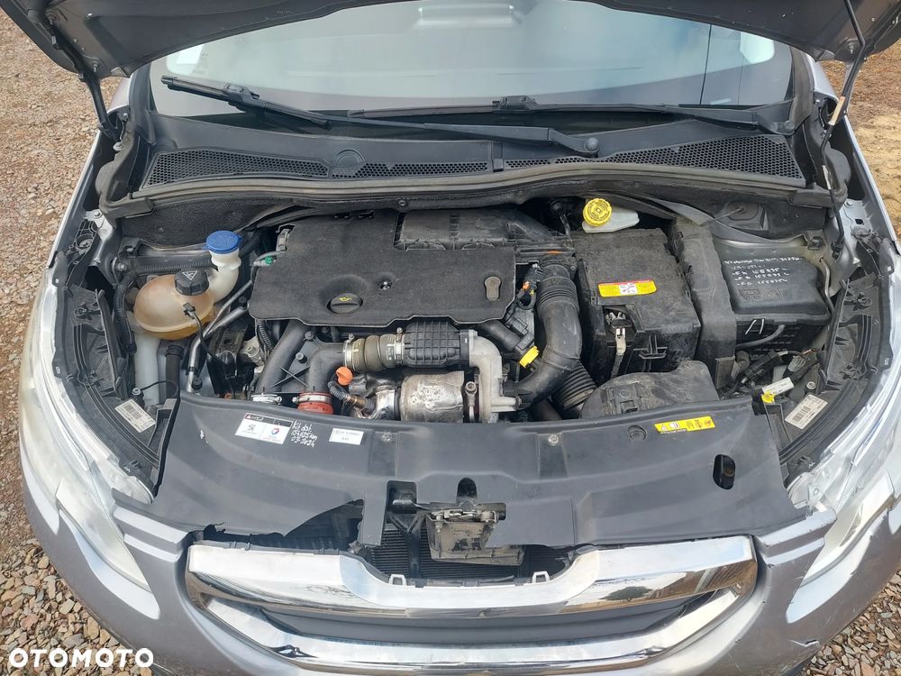 Peugeot 2008 e-HDi FAP 92 STOP & START Active - 14