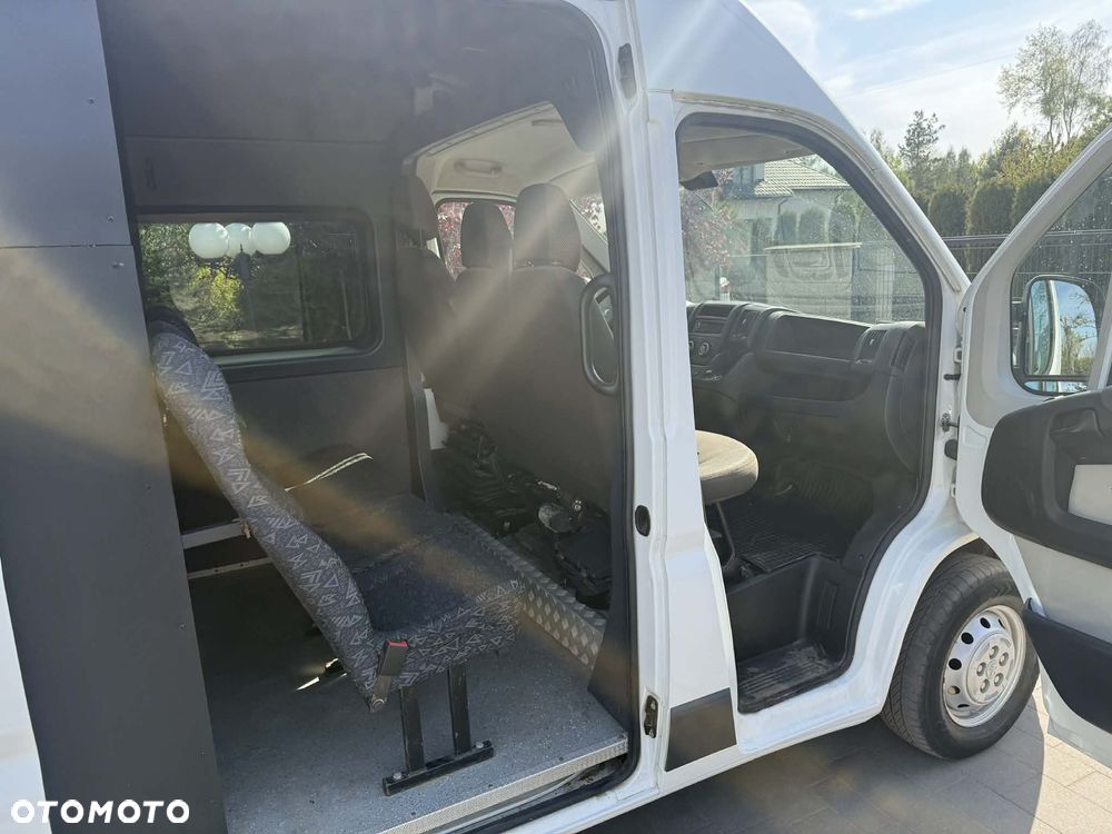 Peugeot Boxer 7-Osób - 4