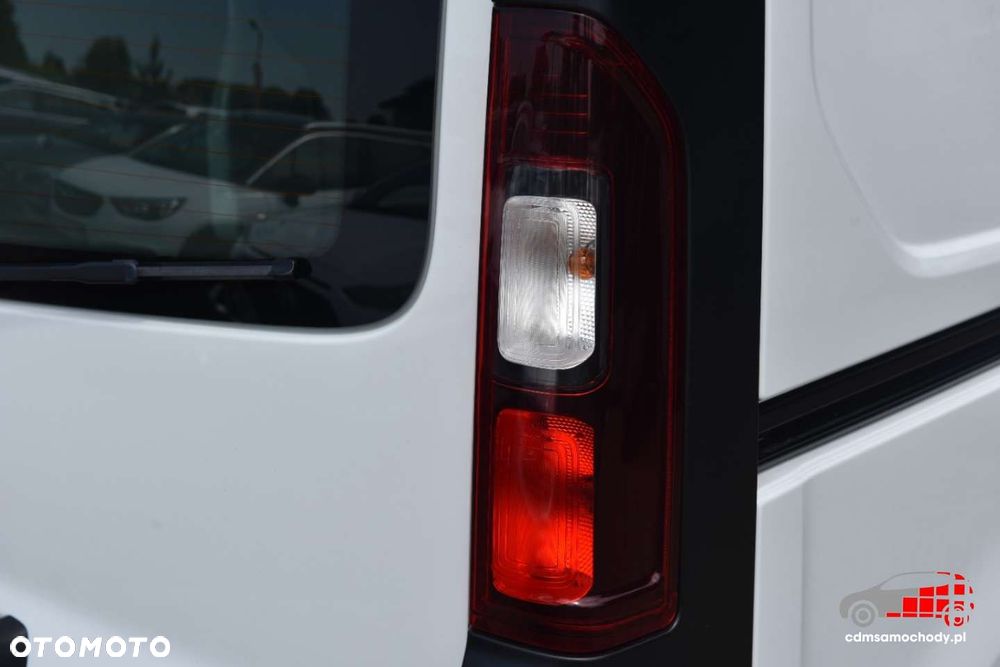 Renault Trafic - 14