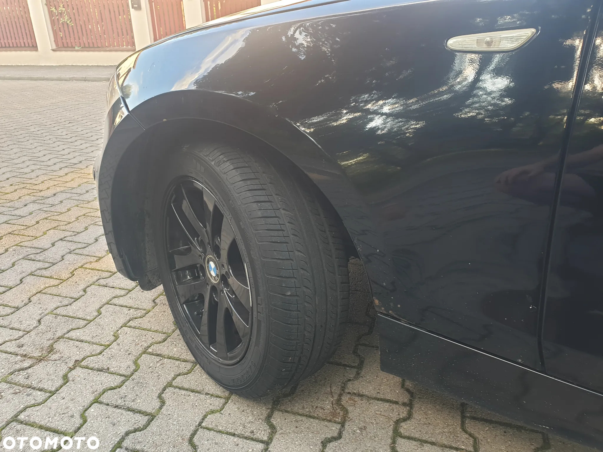 BMW Seria 1 120i - 22