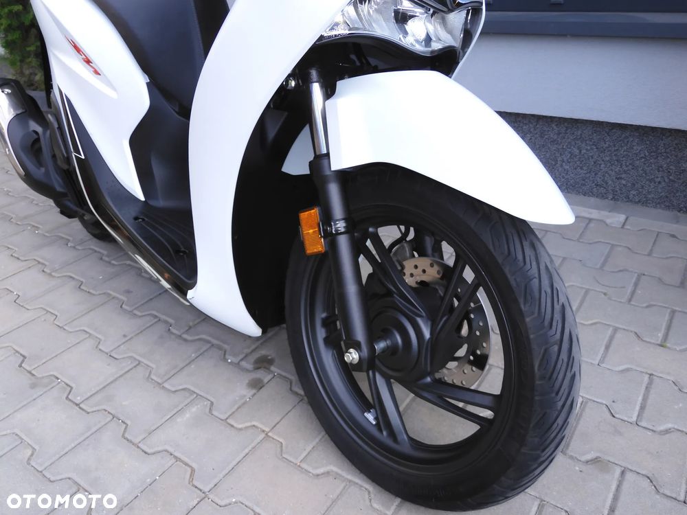 Honda SH - 4