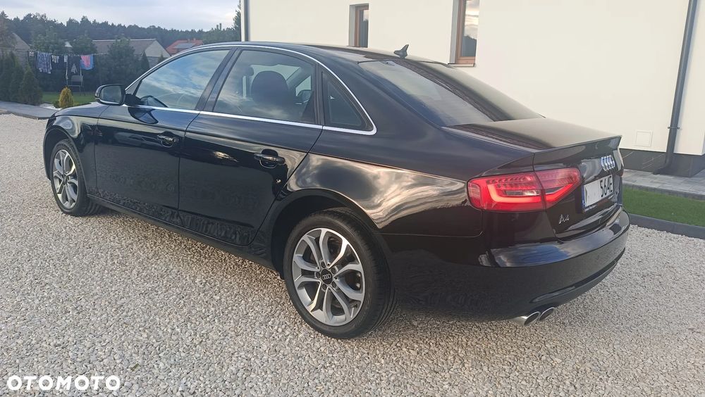 Audi A4 - 4