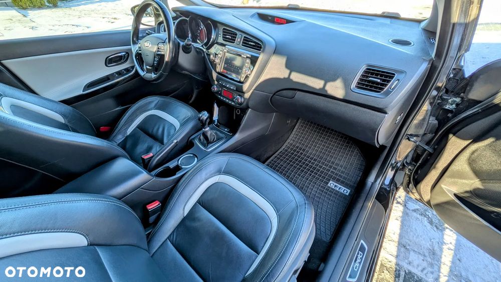 Kia Ceed 1.6 CRDi XL - 10