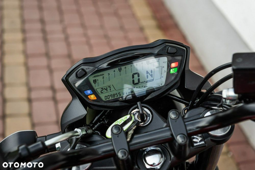 Suzuki SV - 8