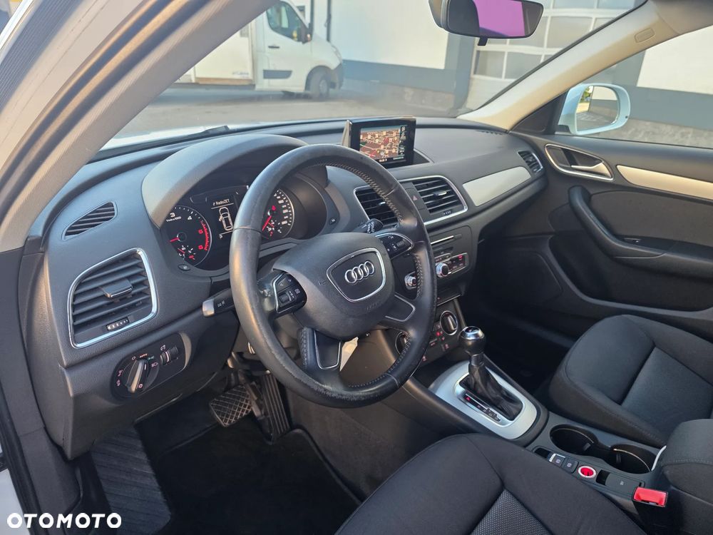 Audi Q3 2.0 TDI S tronic sport - 14