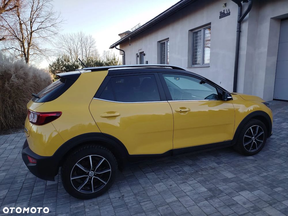 Kia Stonic 1.0 T-GDI MHEV L Business Line - 6