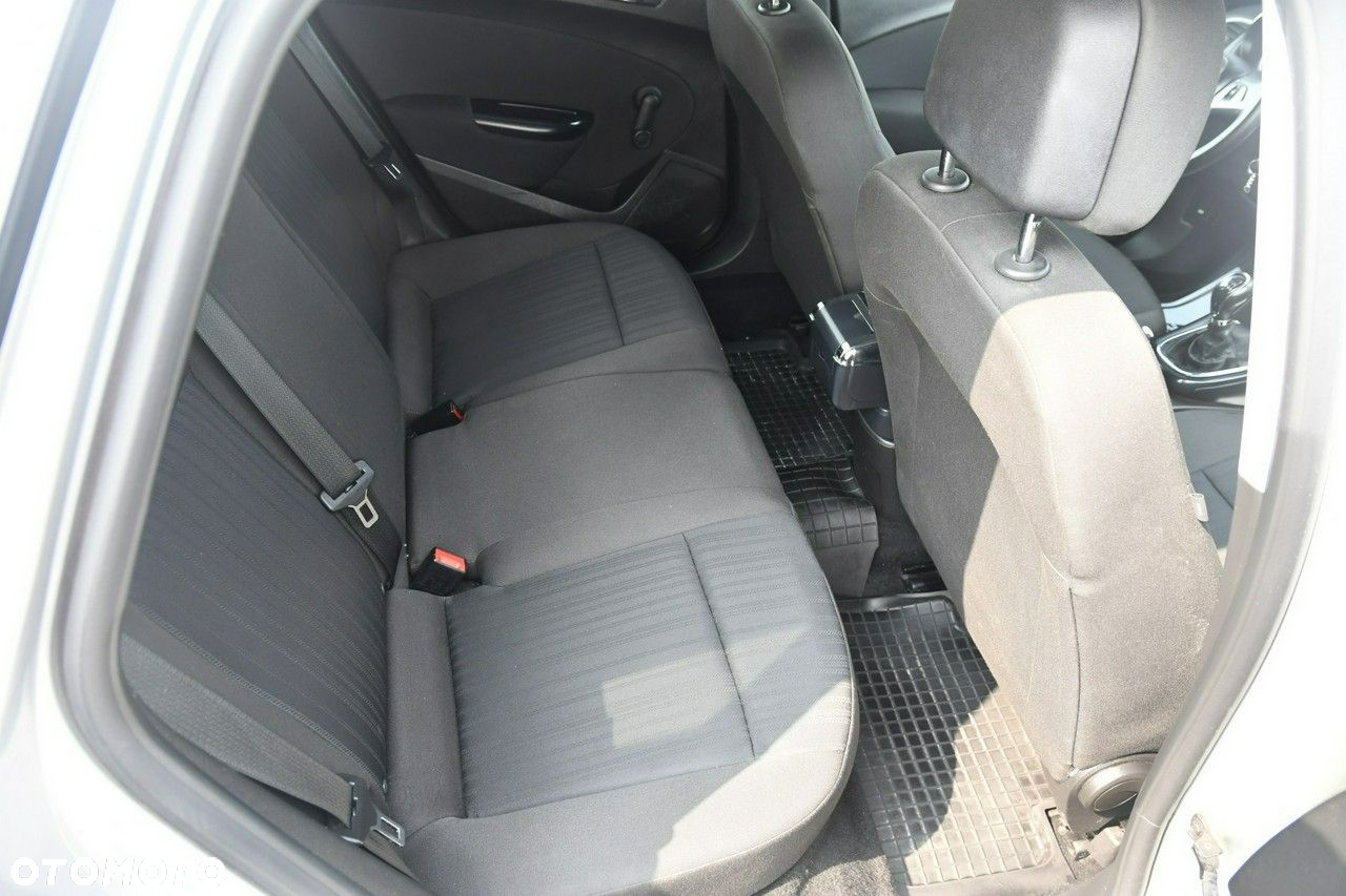 Opel Astra - 20