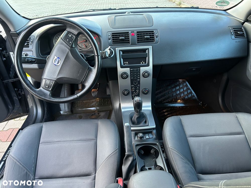 Volvo V50 2.4 Momentum - 21