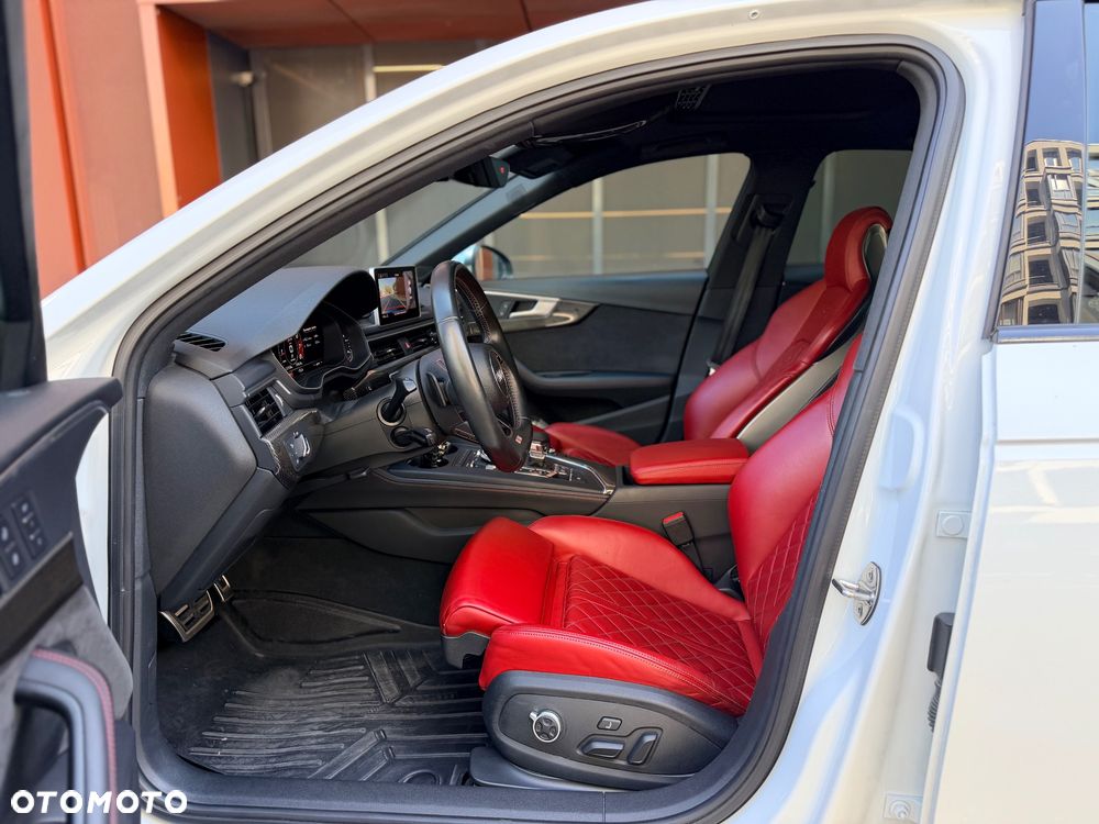 Audi S4 Limousine - 15