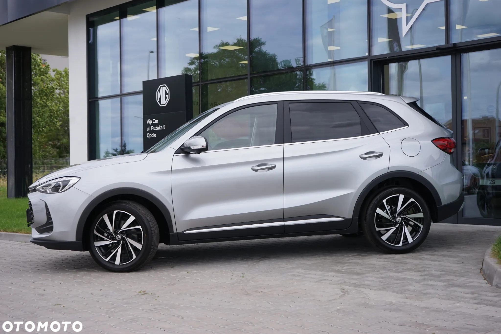 MG ZS 1.5 HEV+ Exclusive - 8