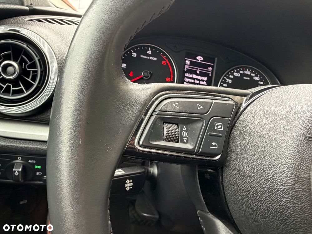 Audi A3 Limousine 30 TDI S tronic - 30