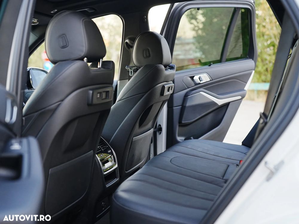 BMW X5 xDrive45e - 33