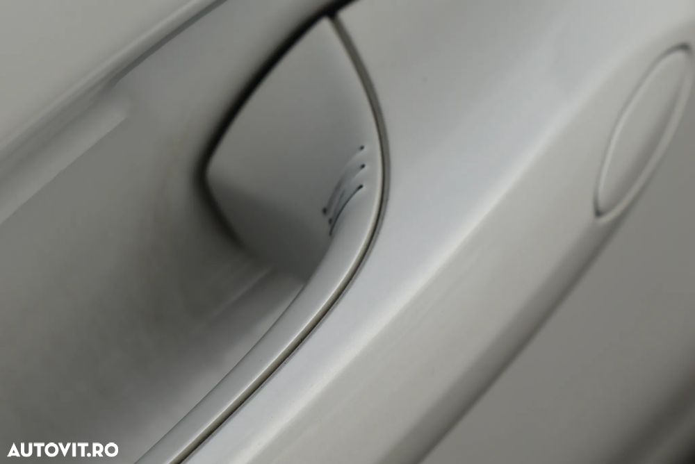 BMW Seria 3 320d xDrive AT MHEV - 11