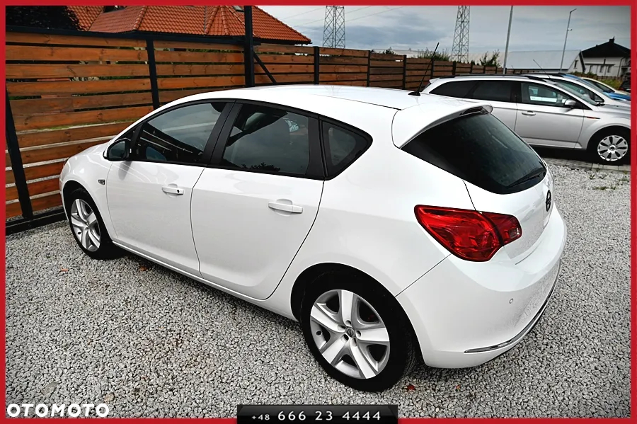 Opel Astra 1.4 Turbo Color Edition - 9